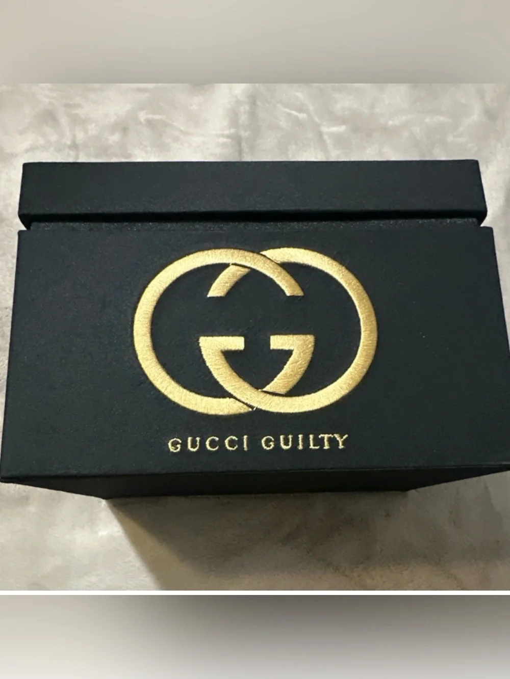 Gucci Black Gold Lined Luxury Fabric Box 🤩STUNNING🖤+6 Gucci Perfumes 1.5ml